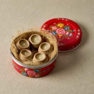 Hand-Painted Stainless Steel Container with x5 Rahul Terracotta Candles | Original Lavender Scent - Red